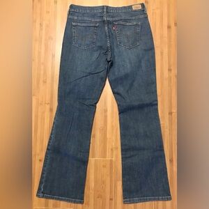 Levis 515 Bootcut 10M